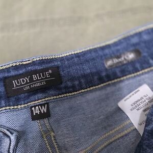 Judy Blue Mid Wash Blue Stretch Women's Jeans